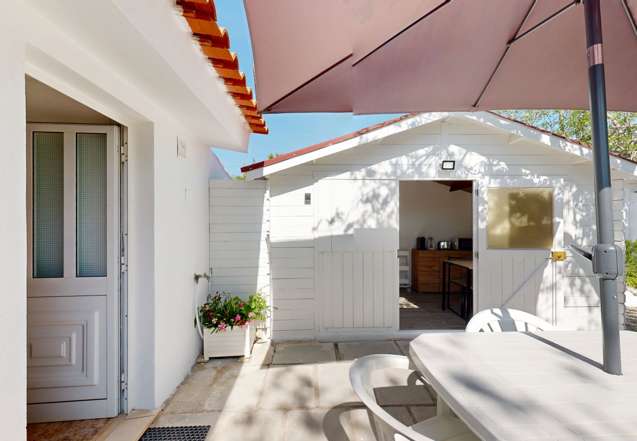 Farm stay in Guia - Quinta Casalinho - Estudio Coelha