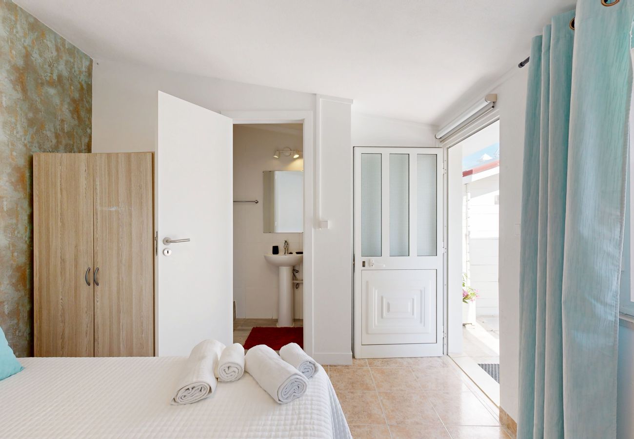 Farm stay in Guia - Quinta Casalinho - Estudio Coelha