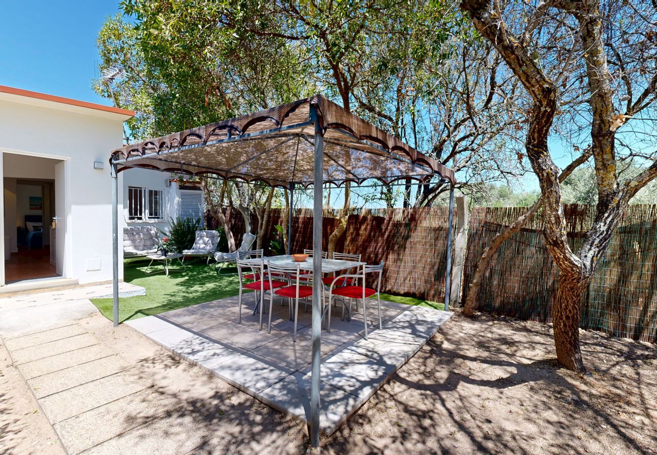 Farm stay in Guia - Quinta Casalinho - T2 Amendoeira