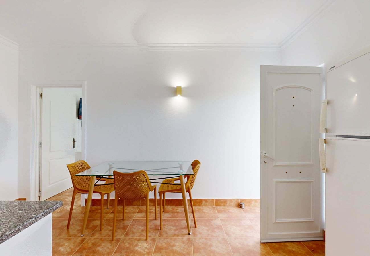 Farm stay in Guia - Quinta Casalinho - T2 Casalinho