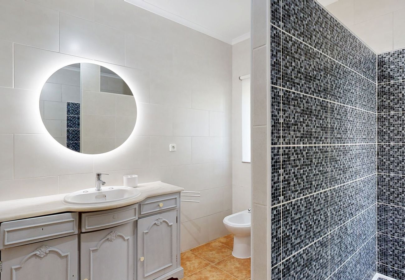 Farm stay in Guia - Quinta Casalinho - T2 Casalinho