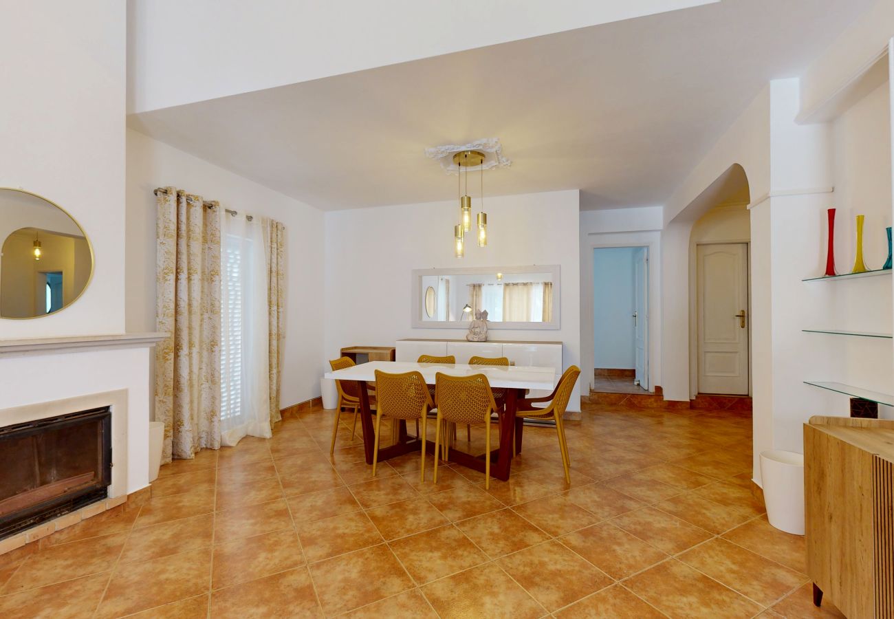 Farm stay in Guia - Quinta Casalinho - T2 Casalinho