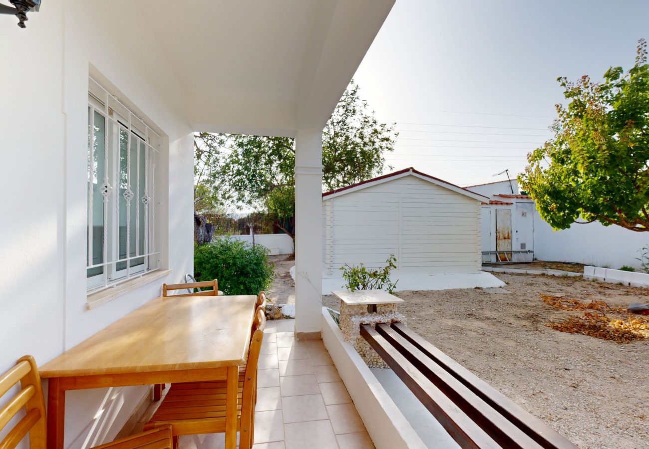 Farm stay in Guia - Quinta Casalinho - T2 Casalinho