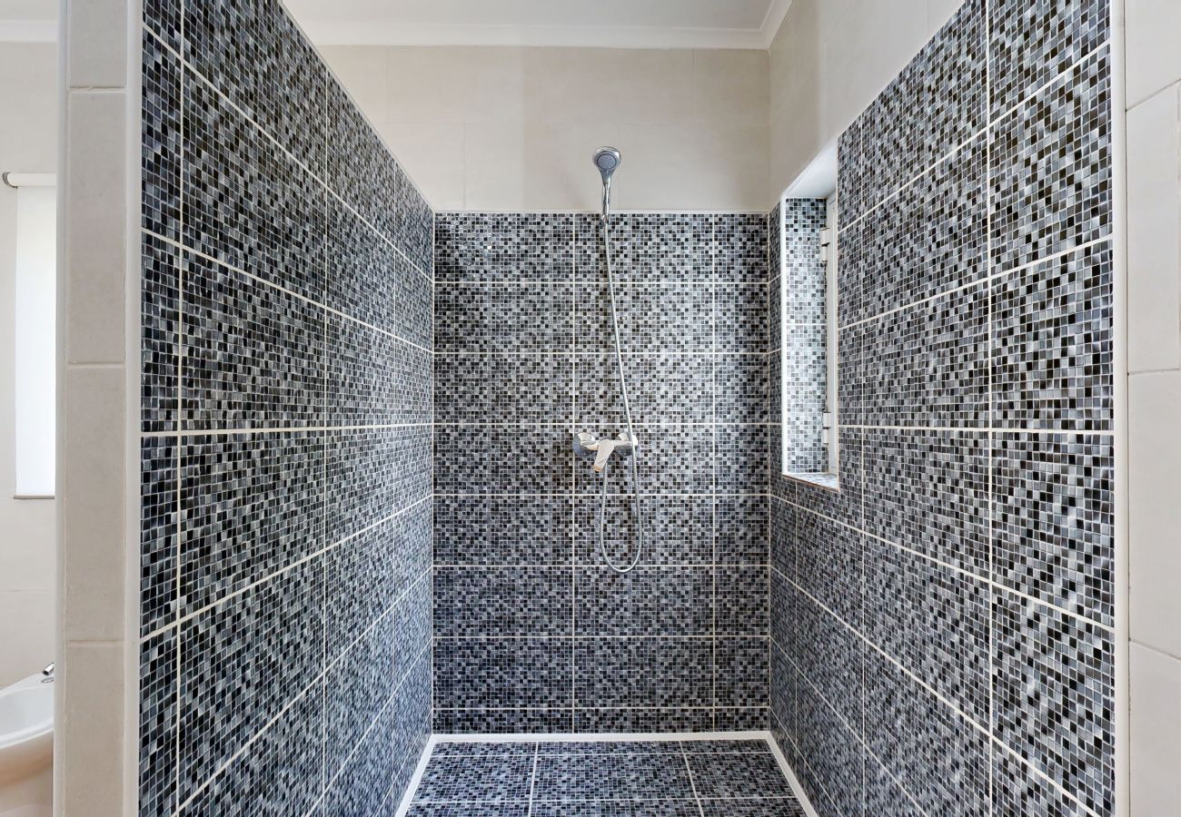 Farm stay in Guia - Quinta Casalinho - T2 Casalinho