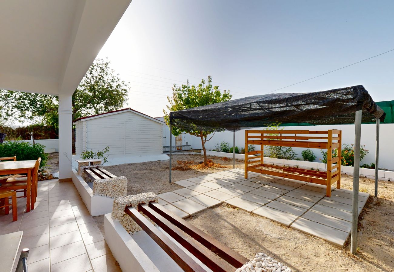 Farm stay in Guia - Quinta Casalinho - T2 Casalinho