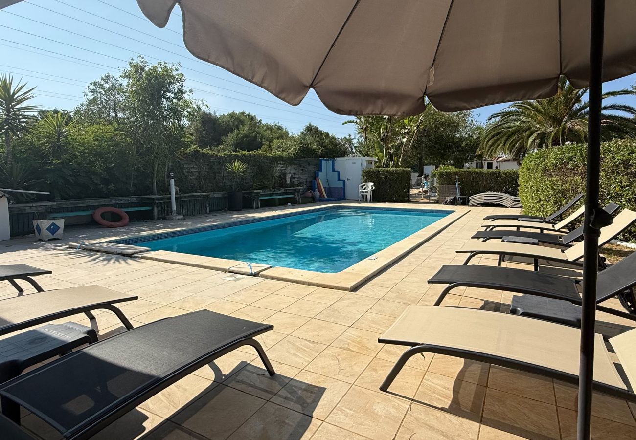 Farm stay in Guia - Quinta Casalinho - T2 Casalinho