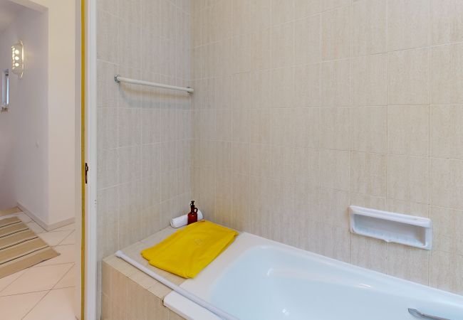 Terraced House in Albufeira - Villa V4 Balaia, Praia Maria Luisa Terraced House in Albufeira - Villa V4 Balaia, Praia Maria Luisa