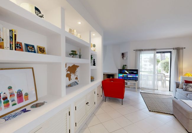 Terraced House in Albufeira - Villa V4 Balaia, Praia Maria Luisa Terraced House in Albufeira - Villa V4 Balaia, Praia Maria Luisa