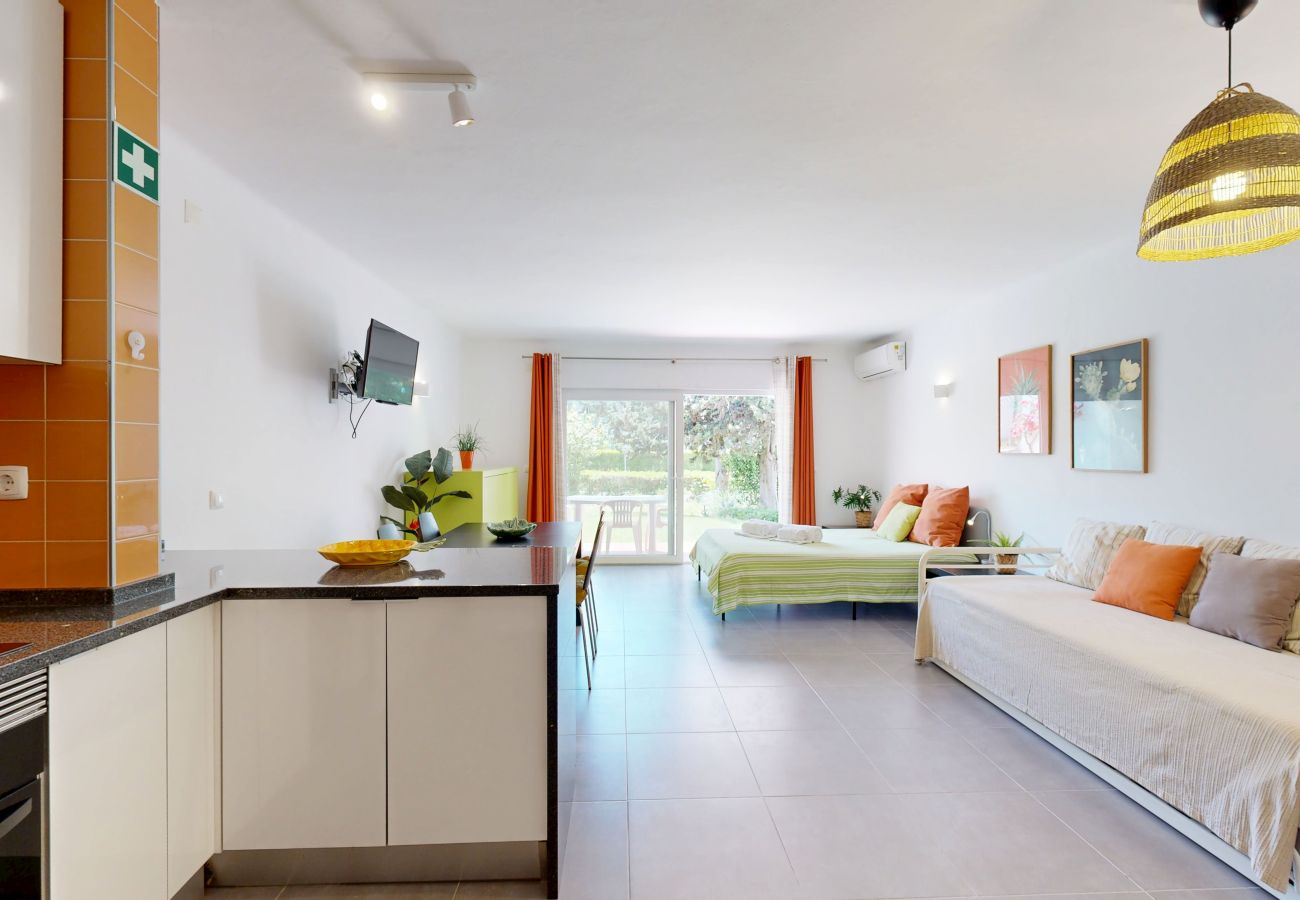 Studio in Albufeira - Apartamento Studio São Rafael, 450m Praia