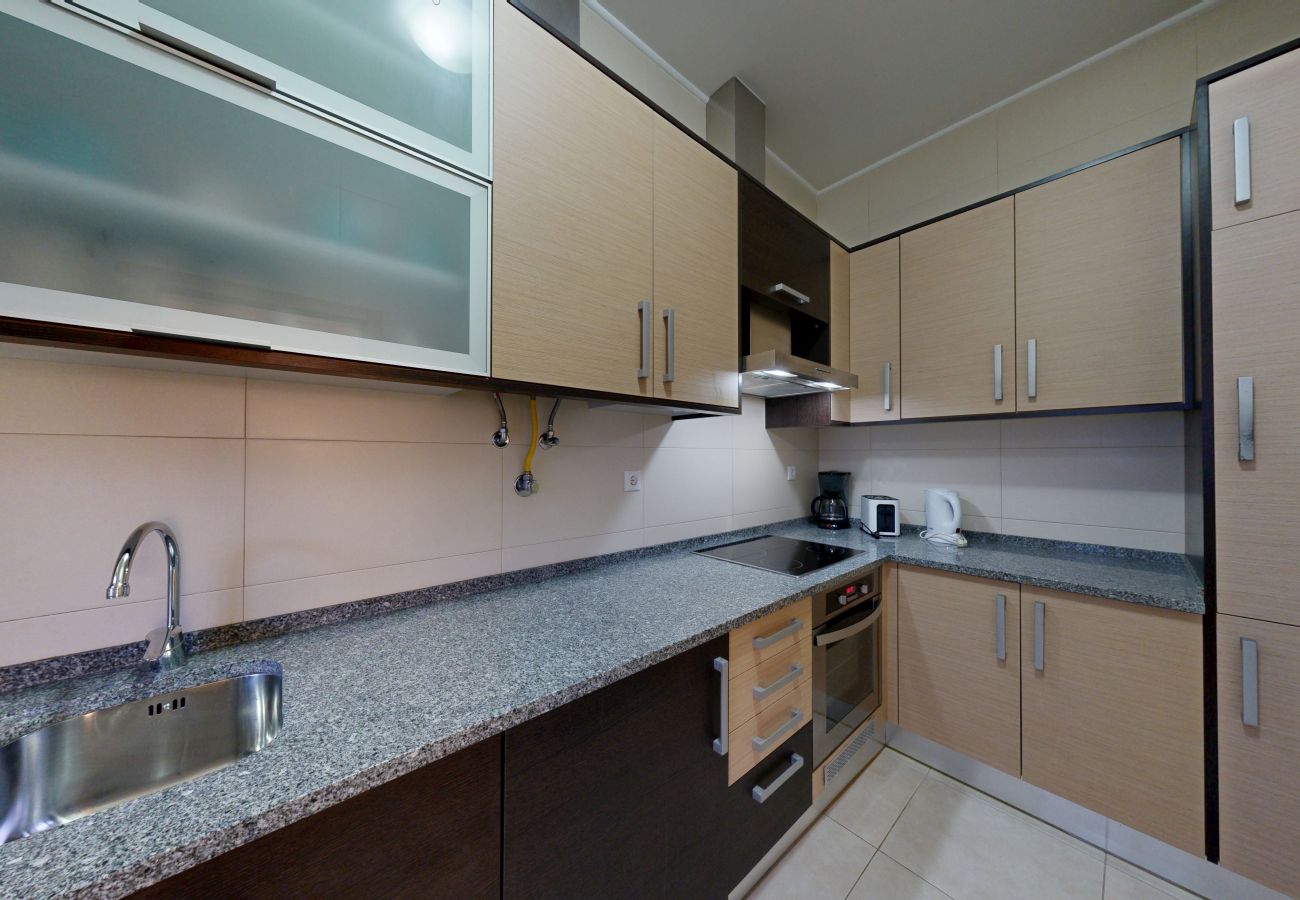 Apartment in Albufeira - Apartamento T0 MFA, 400m Praia dos Pescadores
