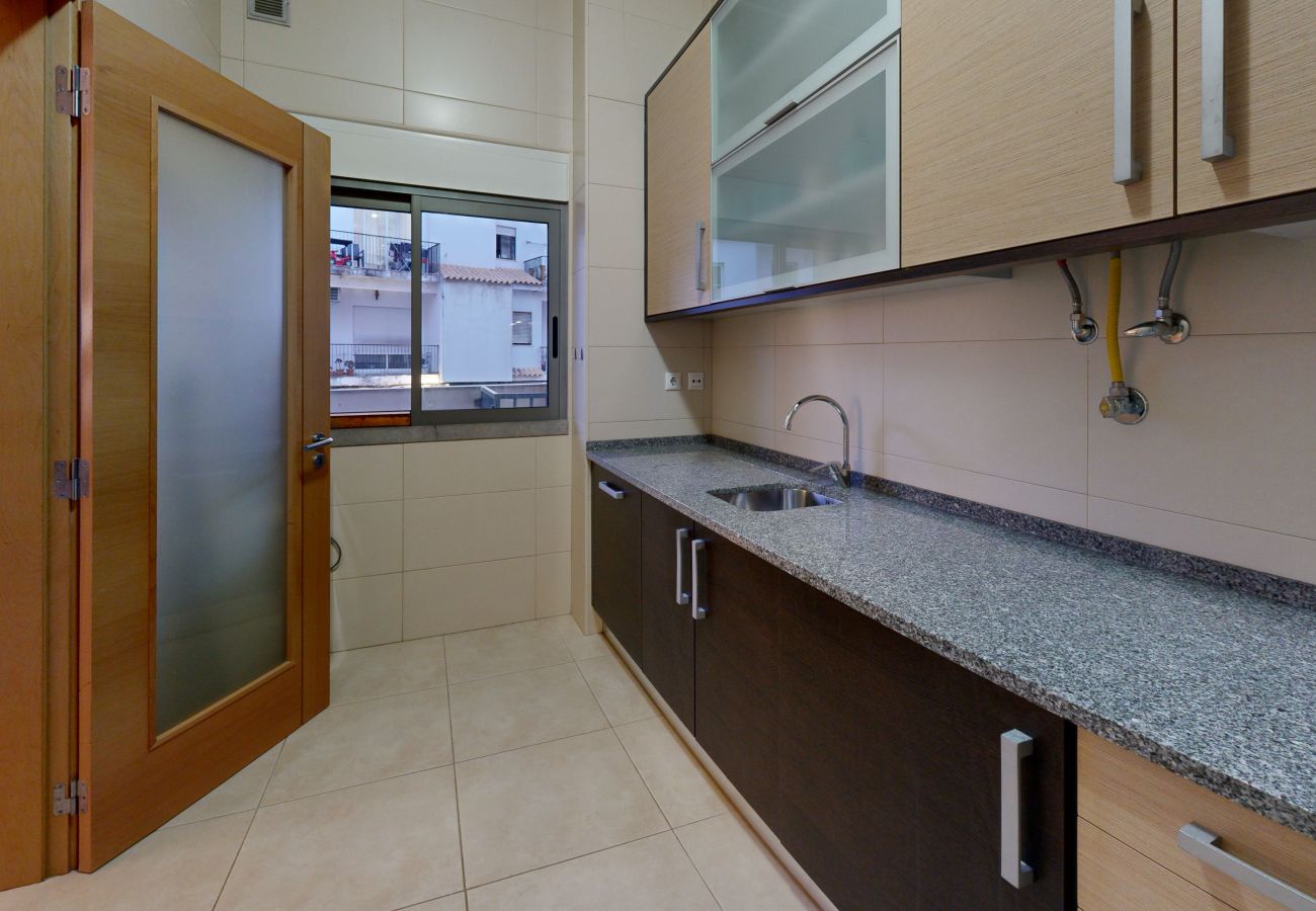 Apartment in Albufeira - Apartamento T0 MFA, 400m Praia dos Pescadores