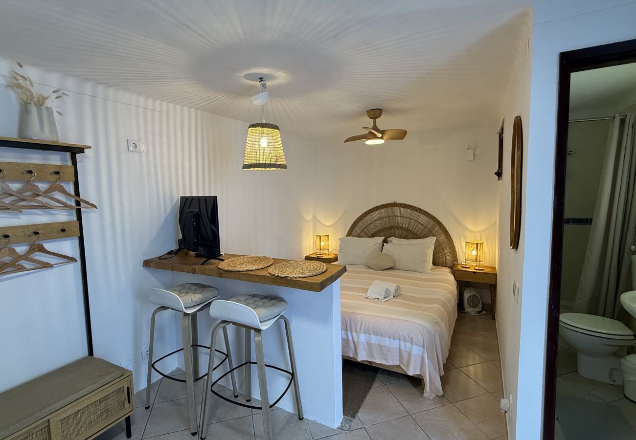 Apartment in Albufeira - Little Shell Studio by the Sea