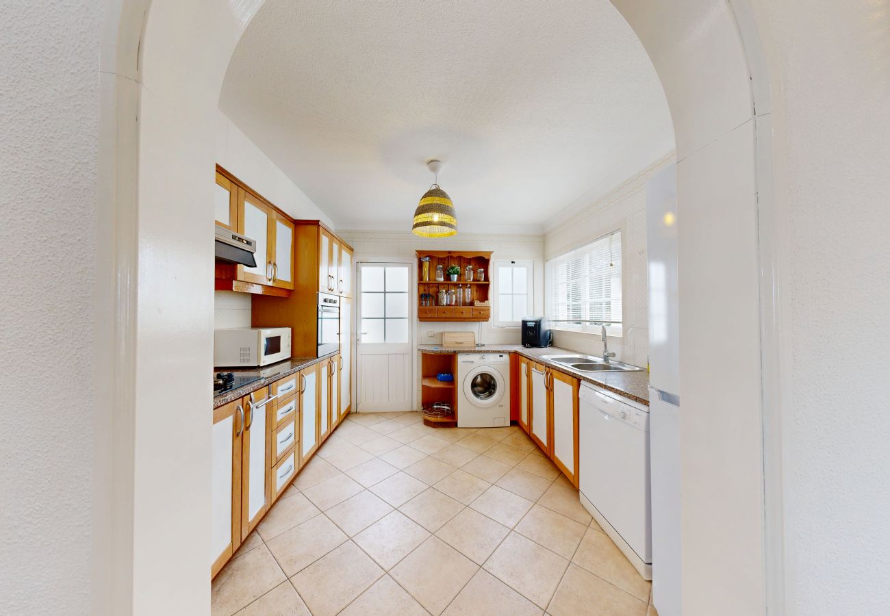 Villa in Albufeira - Villa Hipolito V4 with Pool and BBQ