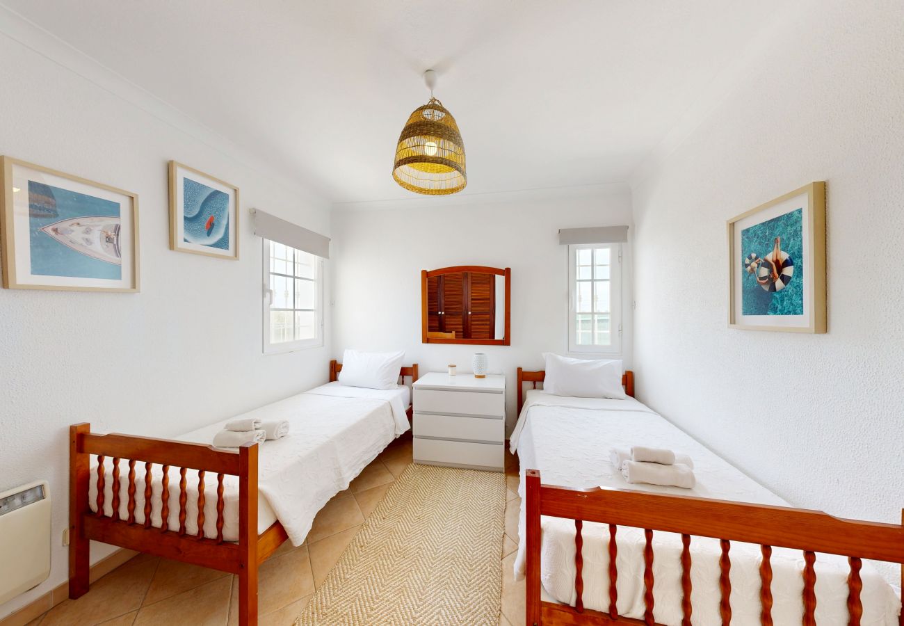Villa in Albufeira - Villa Hipolito V4 with Pool and BBQ