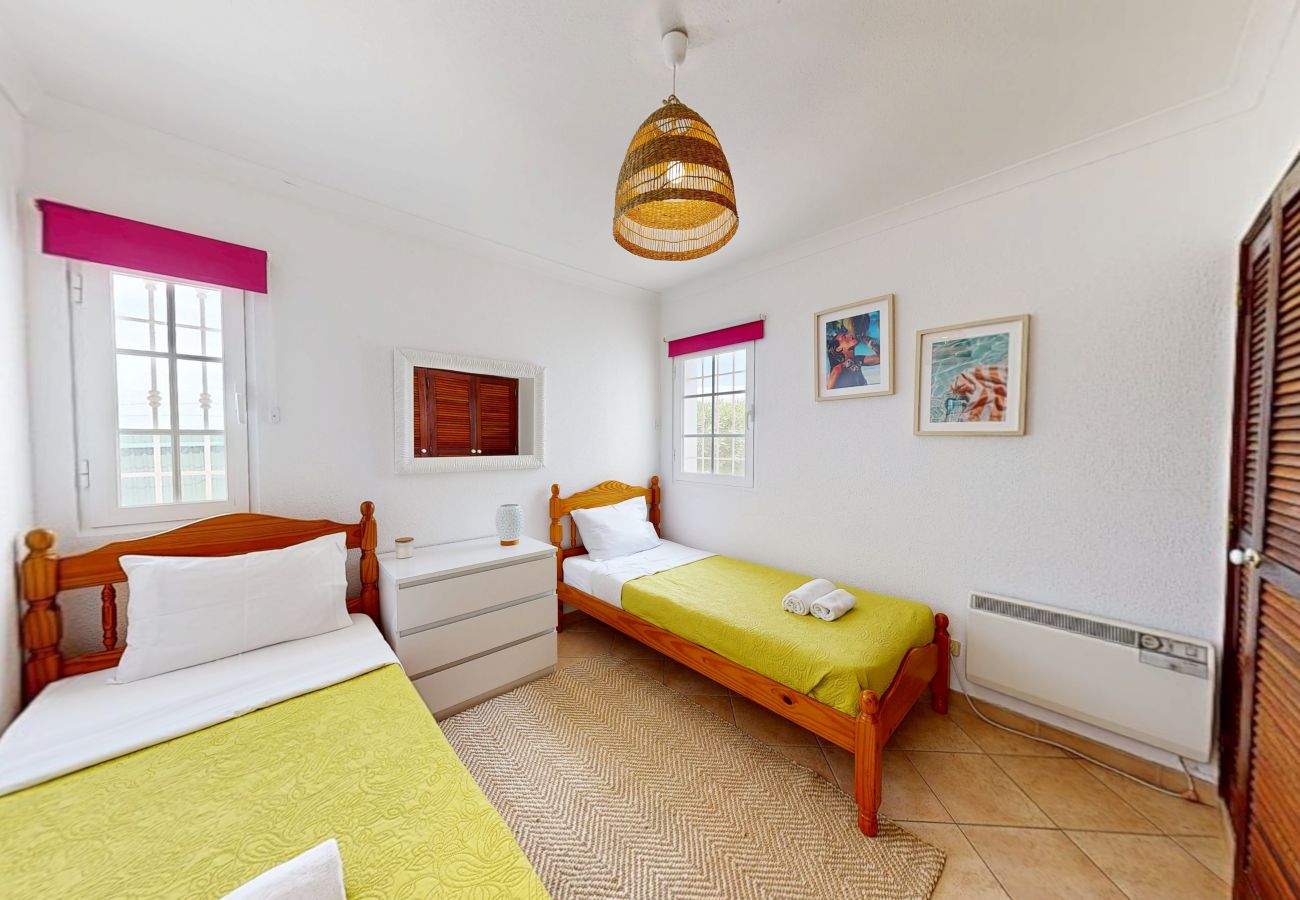 Villa in Albufeira - Villa Hipolito V4 with Pool and BBQ