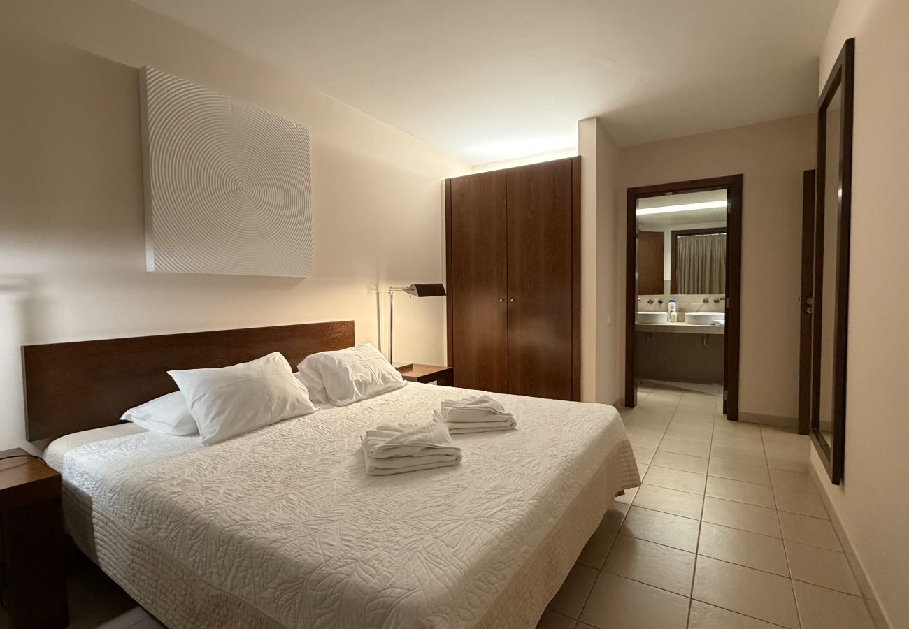 Apartment in Albufeira - 13C-0B