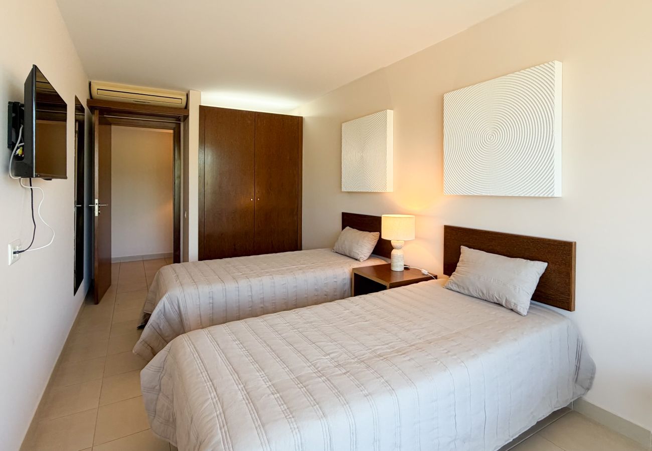 Apartment in Albufeira - Herdade dos Salgados, T3 8E-1C, Vila das Lagoas