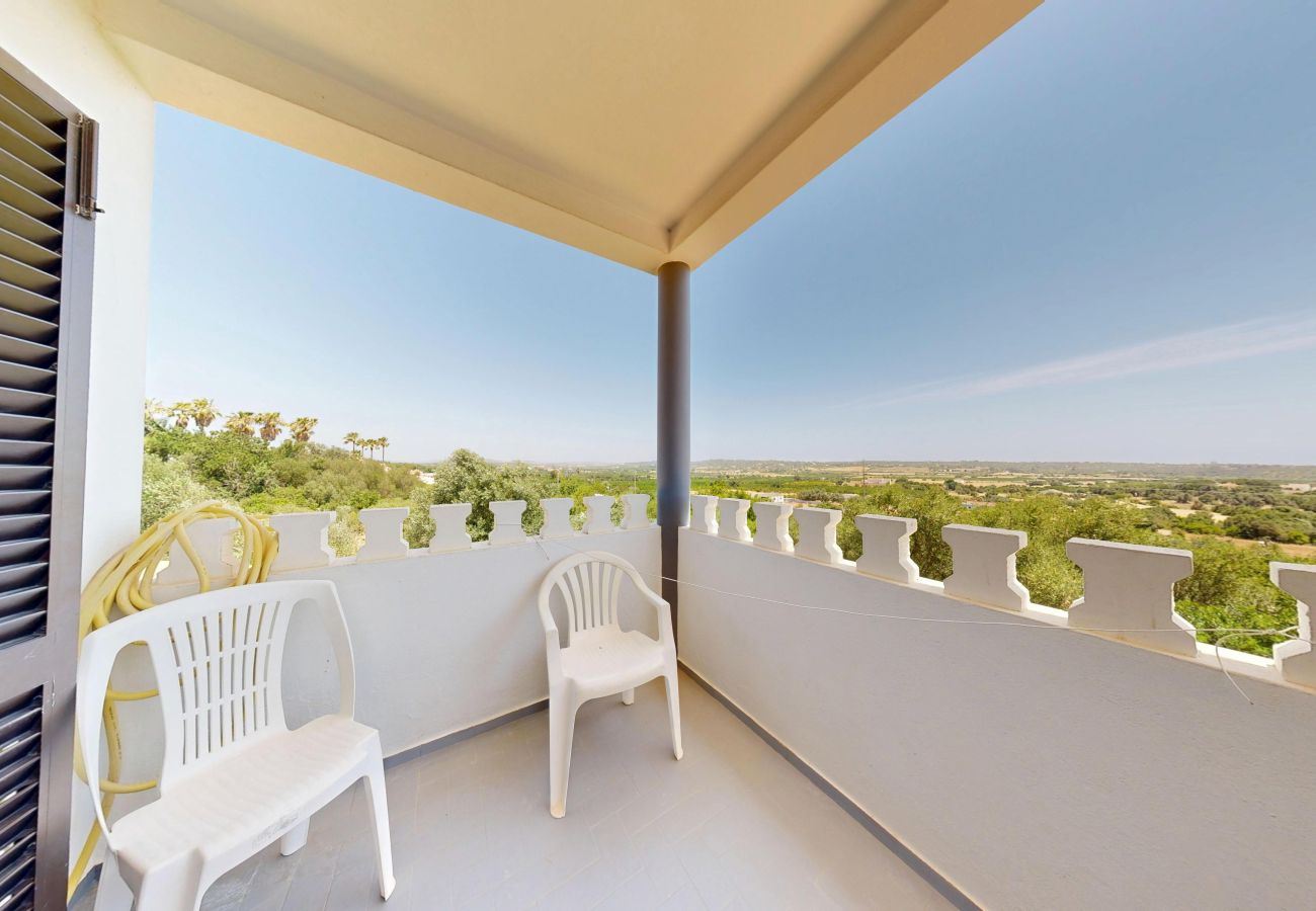 Rent by room in Alcantarilha - Quarto Laranja, Villa Ventura, V6 em Alcantarilha