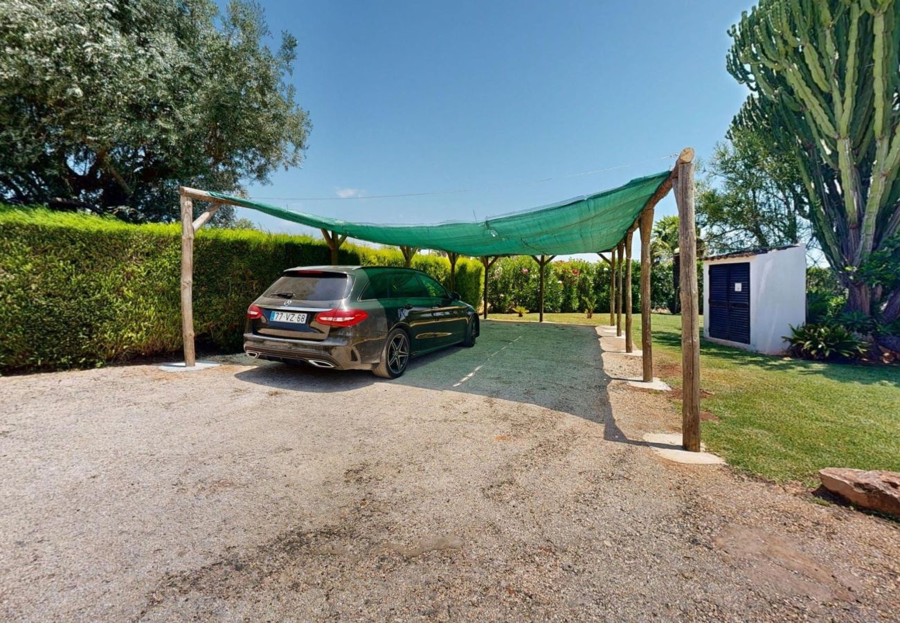Rent by room in Alcantarilha - Quarto Laranja, Villa Ventura, V6 em Alcantarilha